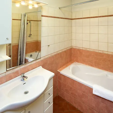 Apartmanhotel Capital 3*