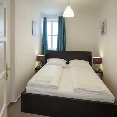 Capital 3* Praag
