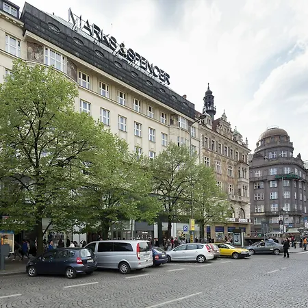 Apartmanhotel Capital
